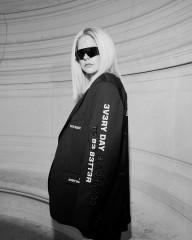 Avril Lavigne ~ IG Photoshoot in Paris Fashion Week  фото №1366274