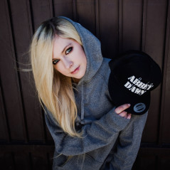 Avril Lavigne - Abbey Dawn Photoshoot (2018) фото №1106524