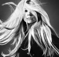 Avril Lavigne - David Needleman Photoshoot (2018) фото №1102523