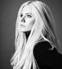 Avril Lavigne - David Needleman Photoshoot (2018) фото №1102521