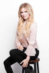 Avril Lavigne - Cosmopolitan Japan (2019) фото №1192475
