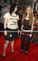 Avril Lavigne фото №15303