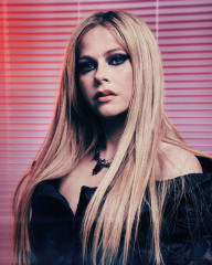 Avril Lavigne – LadyGunn Magazine July 2024 фото №1398828