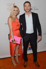 Barry Sloane - 20th Annual Race To Erase MS Gala in Century City 05/03/2013 фото №1269949