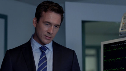 Barry Sloane - The Whispers (2015) 1x03 'Collision' фото №1322884