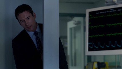 Barry Sloane - The Whispers (2015) 1x03 'Collision' фото №1322885