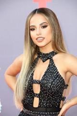 Becky G – 2018 Latin American Music Awards in Hollywood фото №1111917