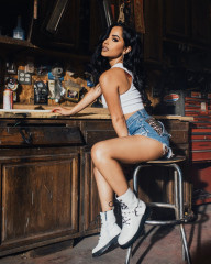 Becky G – “They Ain’t Ready” Promotional Material April 2020 фото №1255531