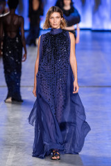 Alberta Ferretti Spring/Summer 2020 Fashion Show in Milan  фото №1222994