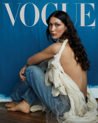 Bella Hadid by Ethan James Green for US Vogue (April 2022) фото №1341796