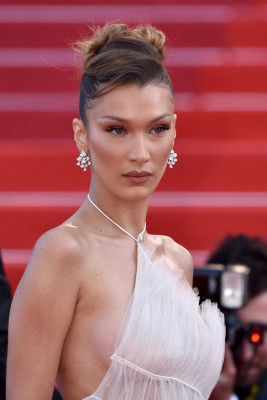 Bella Hadid – “Rocketman” Red Carpet at Cannes Film Festival фото №1175500