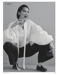 Bella Hadid – Vogue Magazine Russia March 2019 Issue фото №1143975