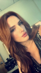 Bella Thorne – Social Media Photos фото №937805