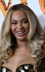 Beyonce – at Mufasa: The Lion King Premiere 2024 фото №1408722