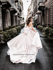 Bianca Balti - Alessandro Angelozzi Couture 2019 Bridal Collection campai фото №1160992
