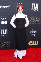 Billie Eilish – Critics Choice Awards 2024 фото №1385366