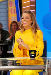 Blake Lively at Good Morning America in New York 10/16/2017 фото №1004219