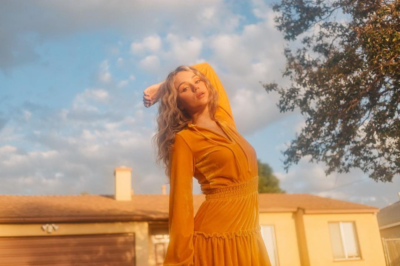 Брэк Бэссинджер - Brec Bassinger фото №1115628