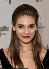 Caitlin Stasey фото №770975