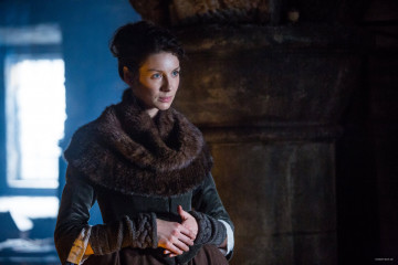 Caitriona Balfe - "Outlander" 1x02 - Castle Leoch Stills фото №1218397