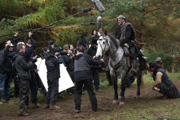Caitriona Balfe - "Outlander" Season 1 - Behind the Scenes фото №1217983