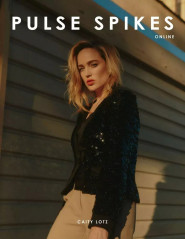 Caity Lotz – Pulse Spikes March 2020 фото №1251716