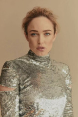 Caity Lotz – Pulse Spikes March 2020 фото №1251718