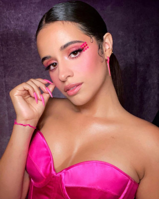 Camila Cabello - MTV VMA in New York - Portraits 09/12/2021 фото №1310702