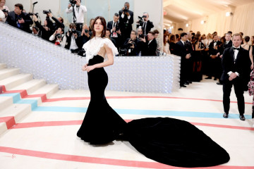 Camila Morrone - 2023 Met Gala  фото №1370043