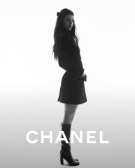 Camila Morrone ~ Chanel Pre Collection FW 2024.25 by Karim Sadli фото №1410532