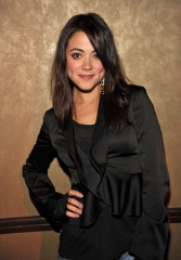 Camille Guaty фото №301000