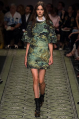 Camille Hurel - Burberry Menswear Fashion Show in London фото №1367913