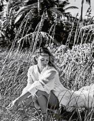 Candice Swanepoel - Madame Figaro (2021) фото №1308215