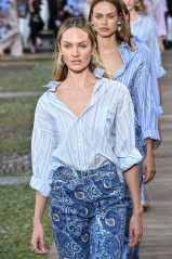 Candice Swanepoel - Etro 'Ready To Wear' Spring/Summer 2020 фото №1283643