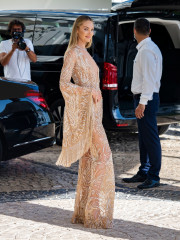 Candice Swanepoel - Arrives at the Cannes Film Festival | July 6, 2021 фото №1301482