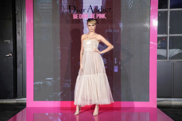 Cara Delevingne – Dior Addict Stellar Shine Launch in Seoul фото №1157835