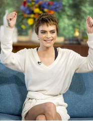 Cara Delevingne at “This Morning” TV Show in London  фото №1002281