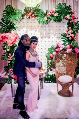 Cardi B – Bardi Baby Shower фото №1134054