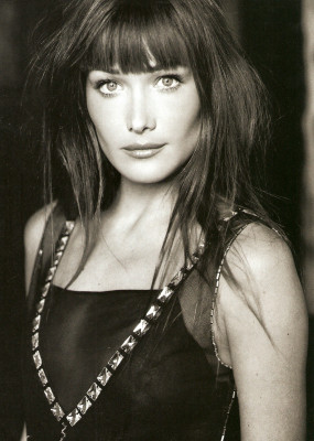 Carla Bruni фото №330071