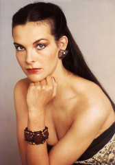 Carole Bouquet фото №72644