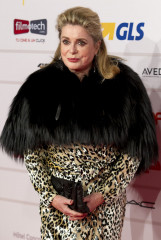 Catherine Deneuve фото №684081