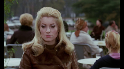 Catherine Deneuve фото №1357960