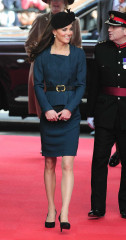 Catherine, Duchess of Cambridge фото №478636