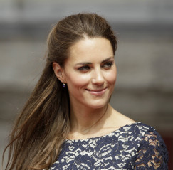 Catherine, Duchess of Cambridge фото №406919