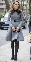 Catherine, Duchess of Cambridge фото №1154130