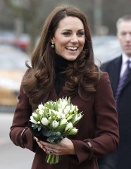 Catherine, Duchess of Cambridge фото №468249