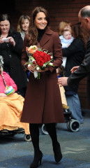 Catherine, Duchess of Cambridge фото №468230