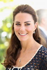 Catherine, Duchess of Cambridge фото №503394