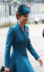 Catherine, Duchess of Cambridge фото №1164604