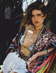 CATO VAN EE in Elle Magazine, Spain August 2020 фото №1266357